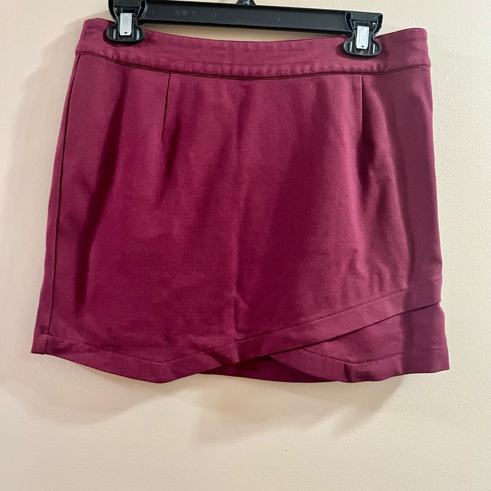 BB Dakota By Steve Madden Maroon Mini Skirt Size 6